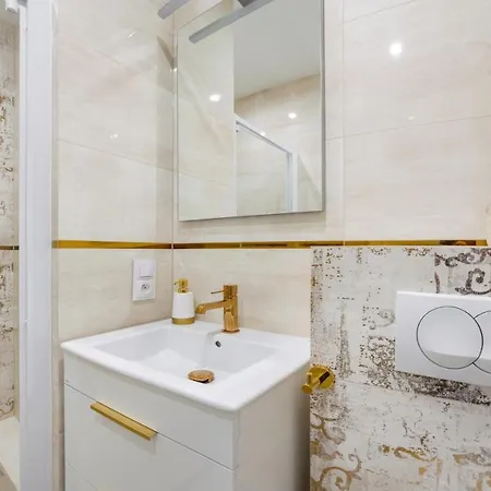 Klifowa Rewal, Sun & Snow Rewal