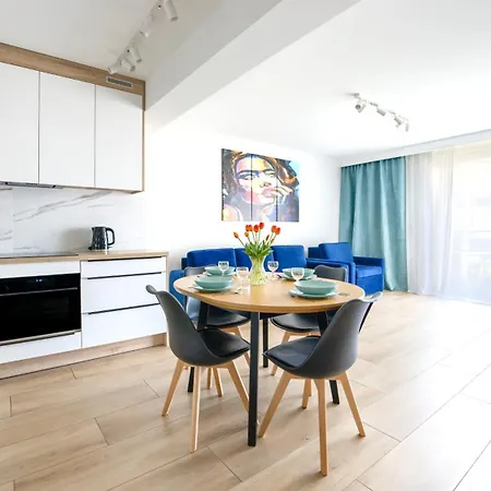 Klifowa Rewal, Sun & Snow Rewal