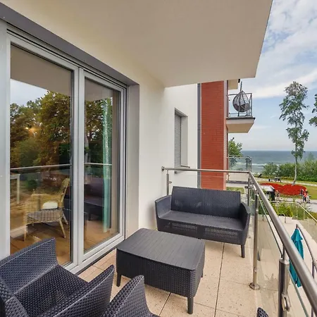 Klifowa Rewal, Sun & Snow *